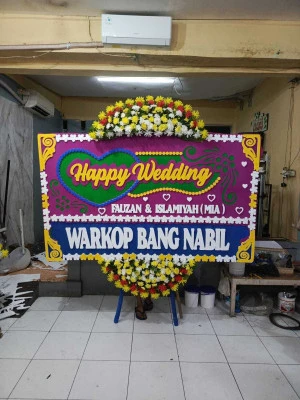 Papan Bunga di Rawamangun