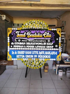 Papan Bunga di Rawamangun